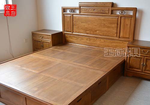 中式实木卧室家具